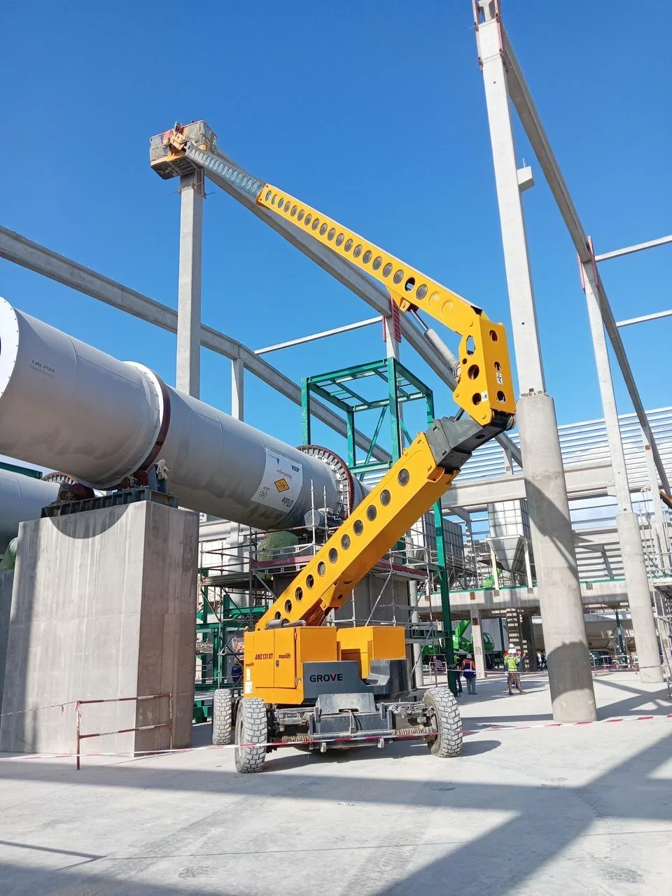 Nacelle télescopique de grande hauteur jusqu’à 43 m